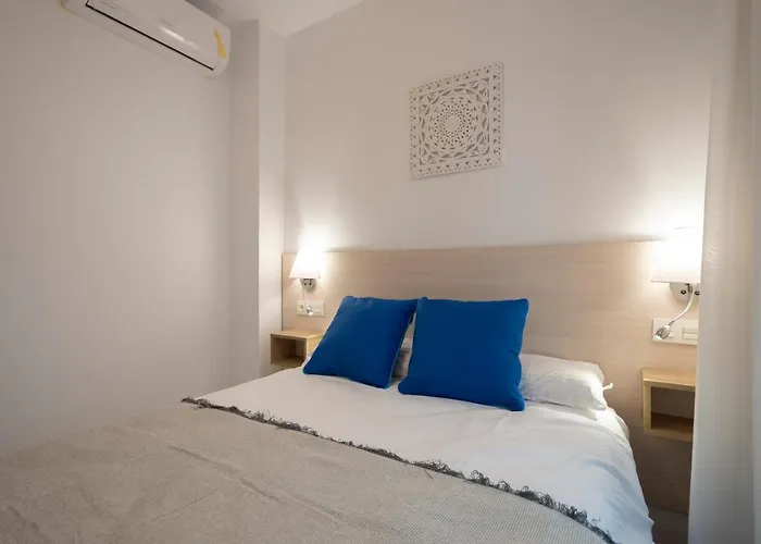 Molino Corteza Deluxe 6 Pax * Гранада
